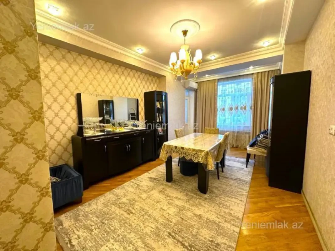 Satılır 3 otaqlı yeni tikili 105 m²