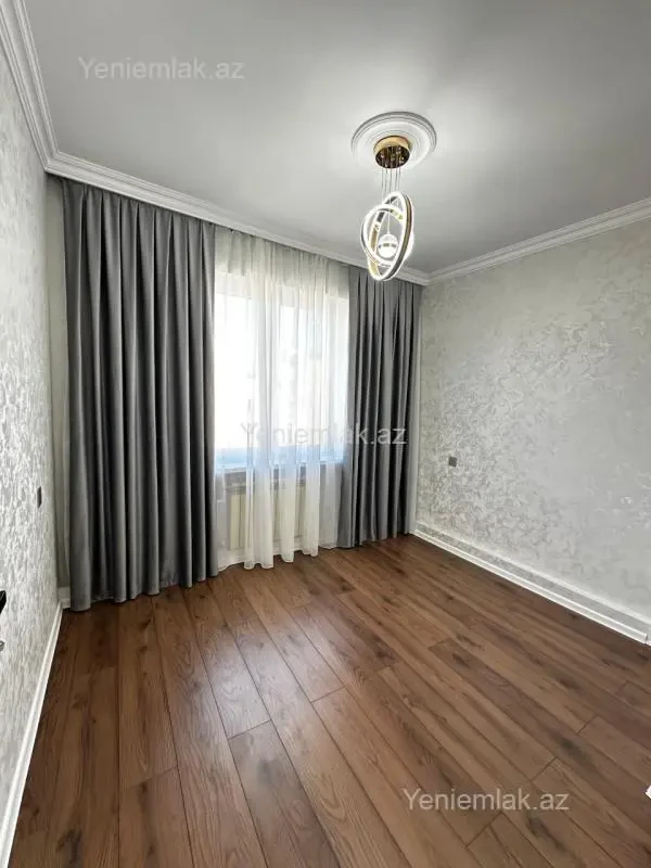 Satılır 3 otaqlı köhnə tikili 65 m²