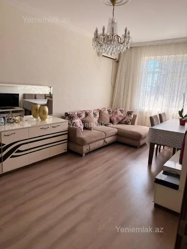 Satılır 3 otaqlı köhnə tikili 65 m²