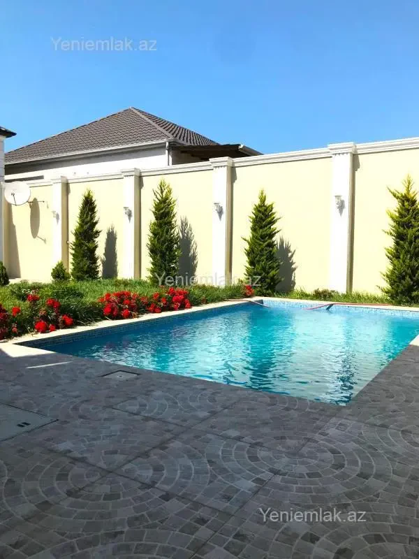 Satılır 7 otaqlı həyət evi 250 m²