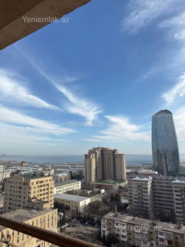 Satılır 3 otaqlı yeni tikili 145 m²