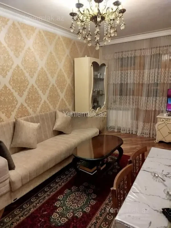 Satılır 2 otaqlı köhnə tikili 50 m²