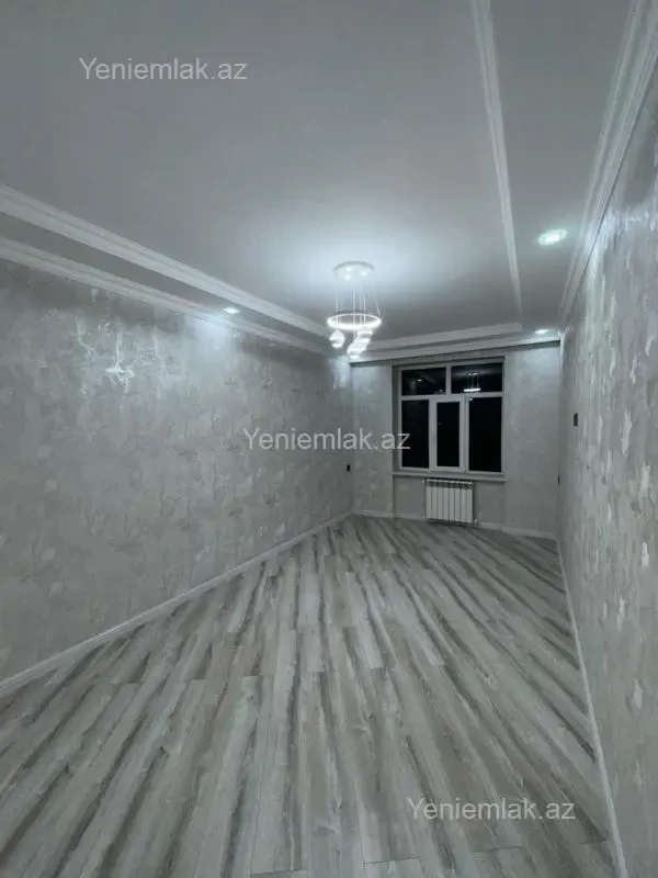 Satılır 3 otaqlı köhnə tikili 85 m²