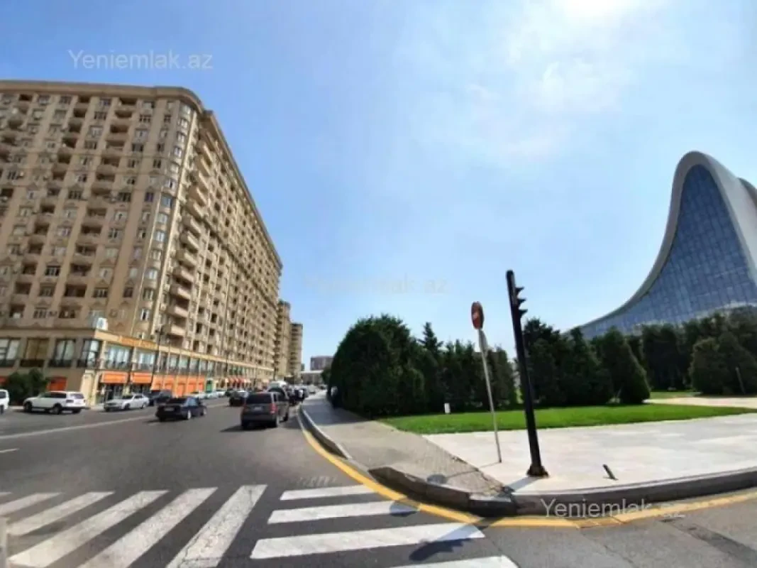Satılır 3 otaqlı köhnə tikili 80 m²