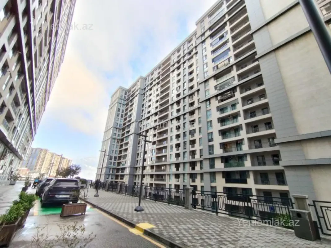 Satılır 2 otaqlı yeni tikili 76 m²