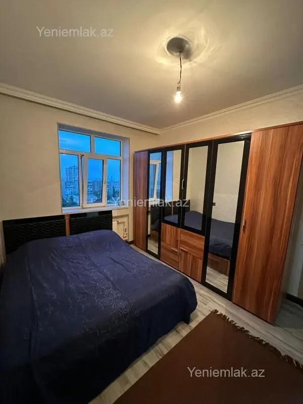 Satılır 3 otaqlı köhnə tikili 90 m²