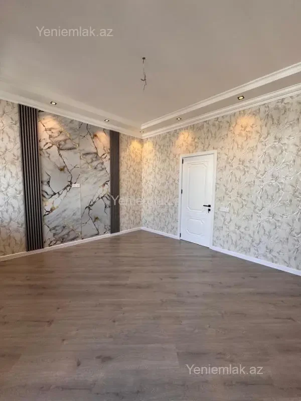 Satılır 2 otaqlı köhnə tikili 60 m²