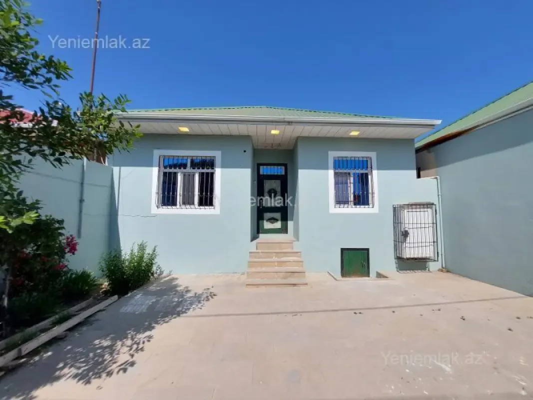 Satılır 3 otaqlı həyət evi 100 m²
