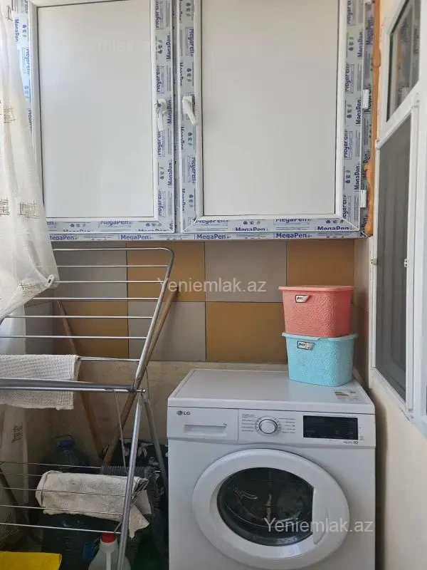 Satılır 2 otaqlı köhnə tikili 60 m²