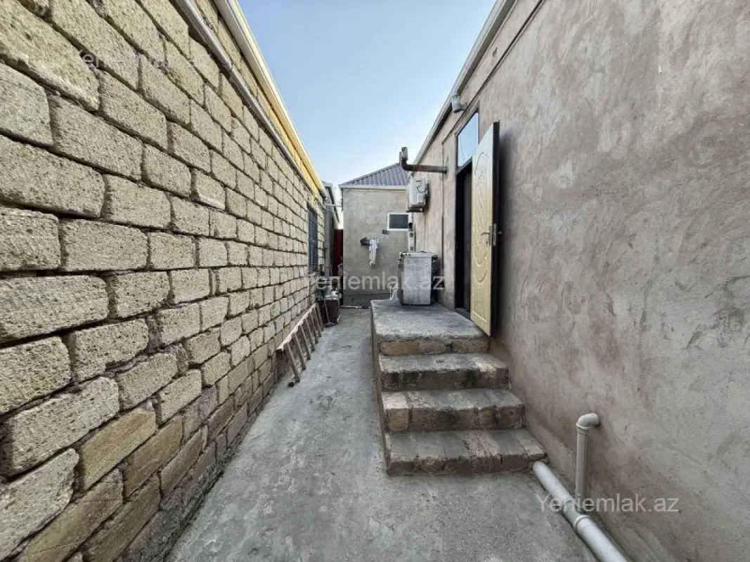 Satılır 2 otaqlı həyət evi 70 m²