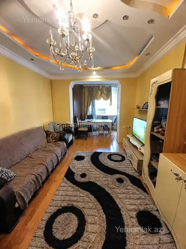Satılır 3 otaqlı köhnə tikili 78 m²