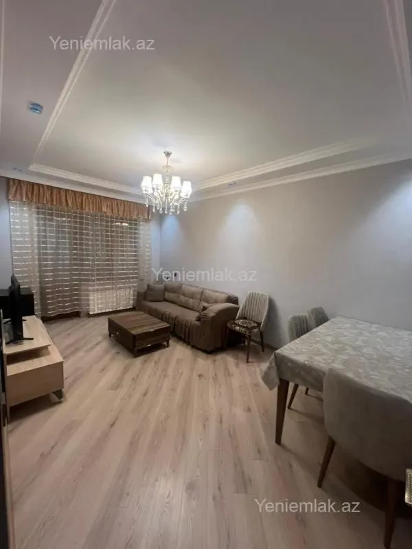Satılır 3 otaqlı köhnə tikili 75 m²