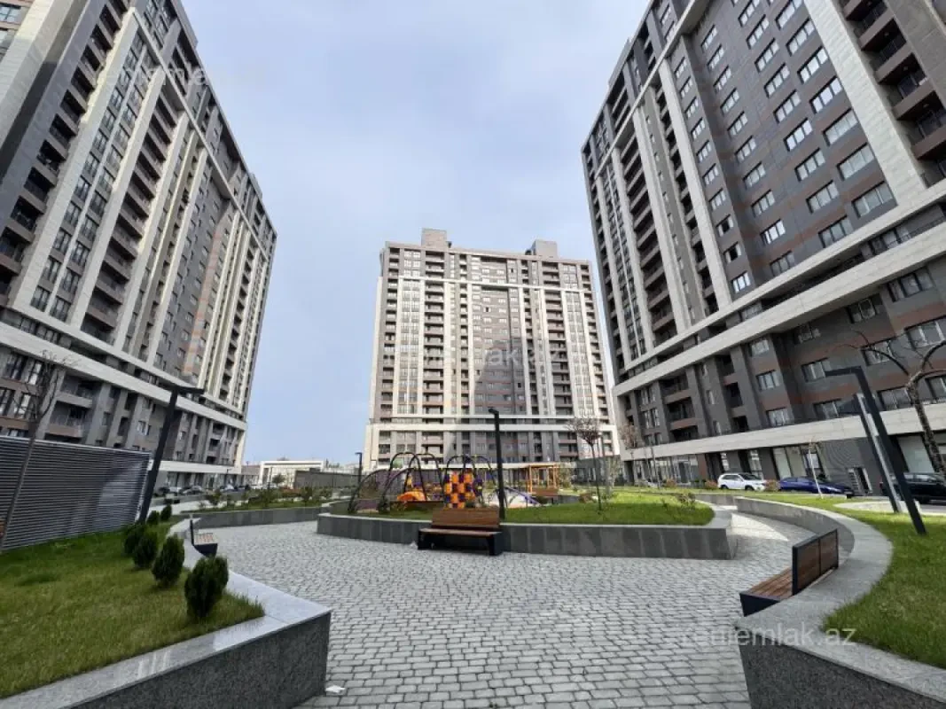 Satılır 2 otaqlı yeni tikili 65 m²