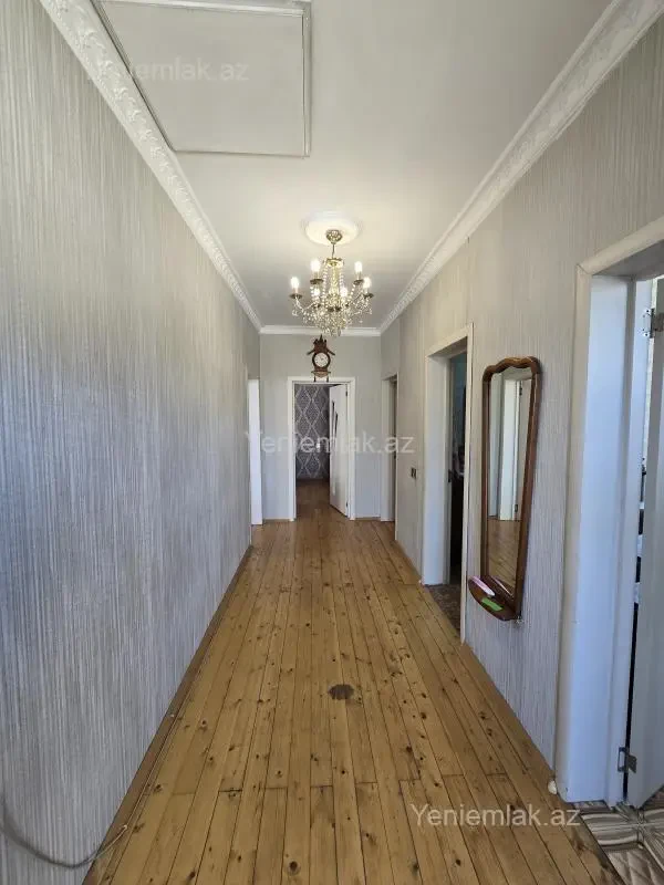 Satılır 3 otaqlı həyət evi 100 m²