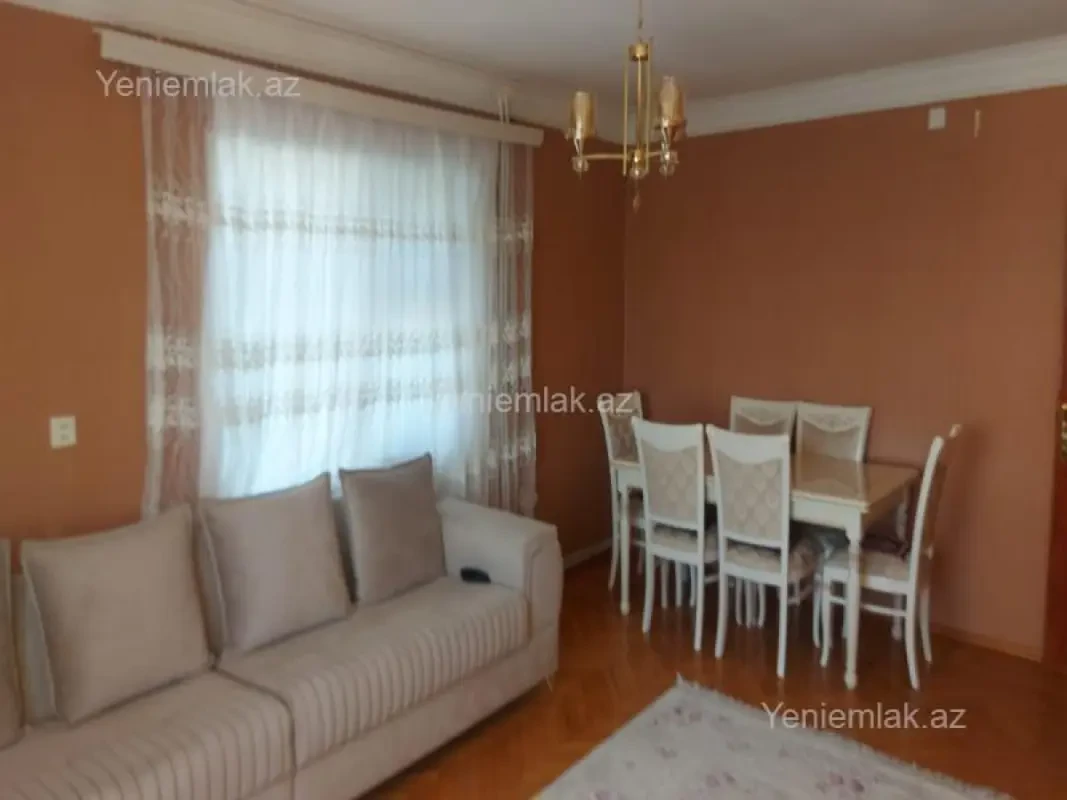 Satılır 2 otaqlı köhnə tikili 60 m²