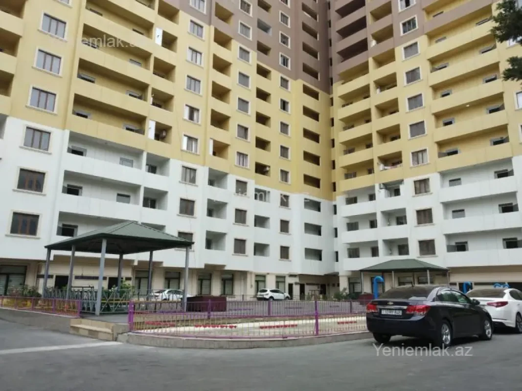 Satılır 3 otaqlı yeni tikili 70 m²