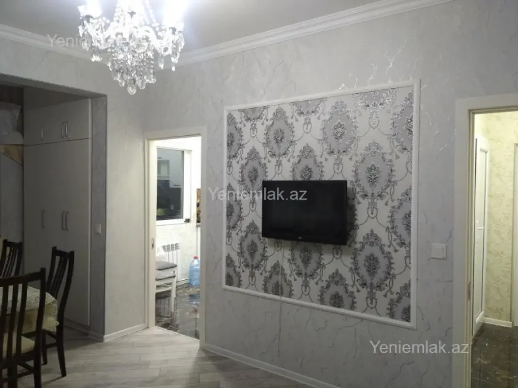 Satılır 2 otaqlı köhnə tikili 45 m²