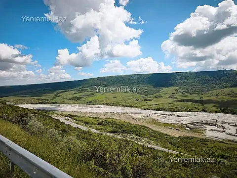 Satılır torpaq sahəsi — Şamaxı