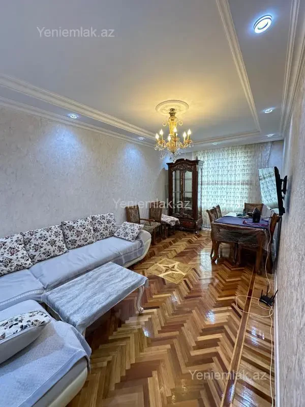 Satılır 3 otaqlı köhnə tikili 76 m²