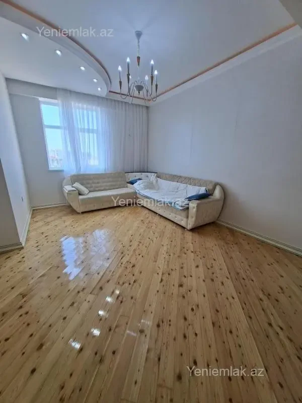Satılır 2 otaqlı yeni tikili 75 m²