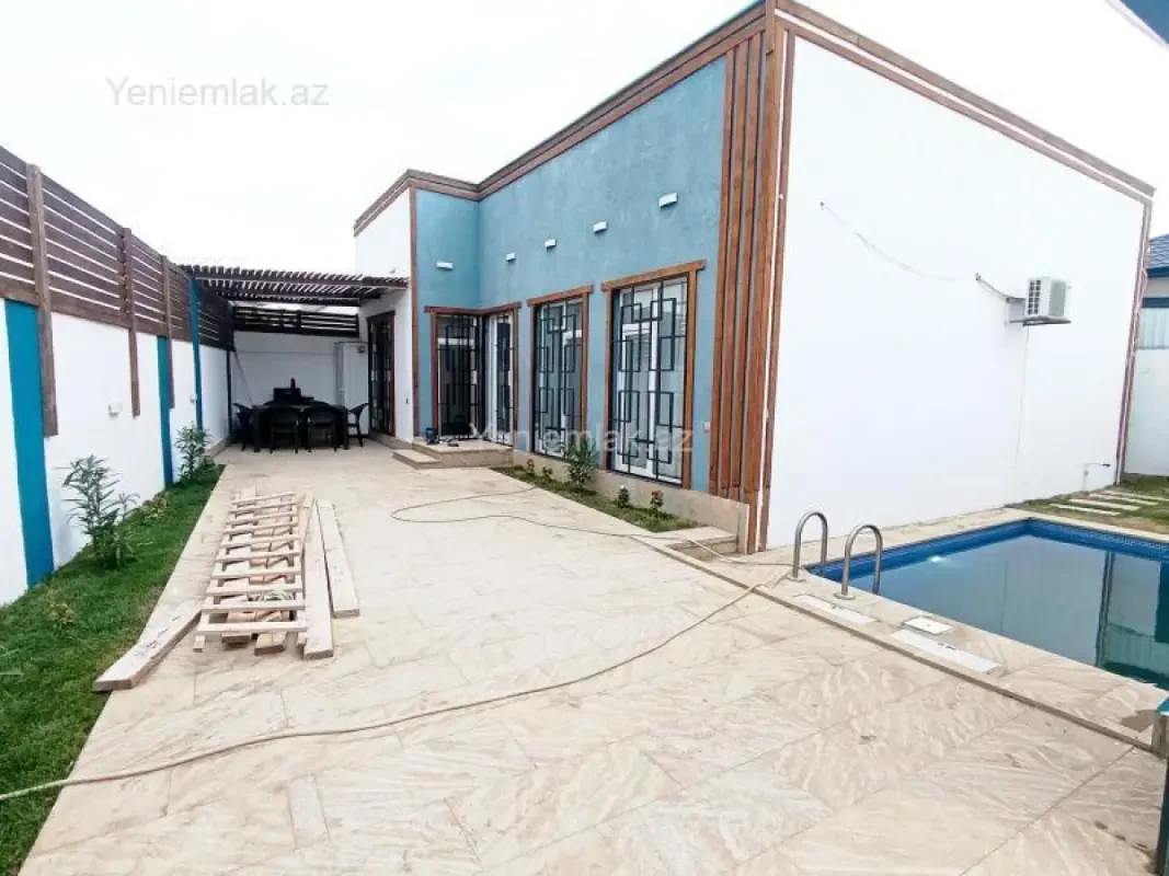 Satılır 4 otaqlı həyət evi 100 m²