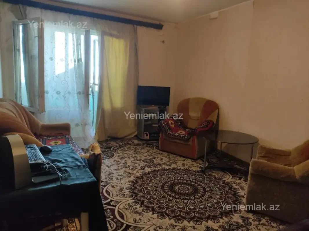 Satılır 2 otaqlı köhnə tikili 51 m²