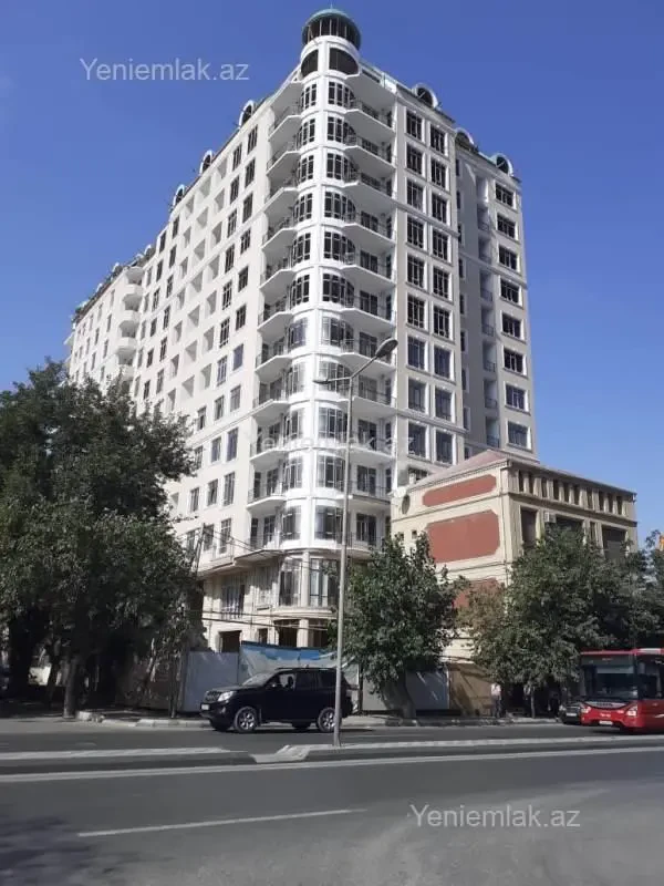 Satılır 2 otaqlı yeni tikili 110 m²