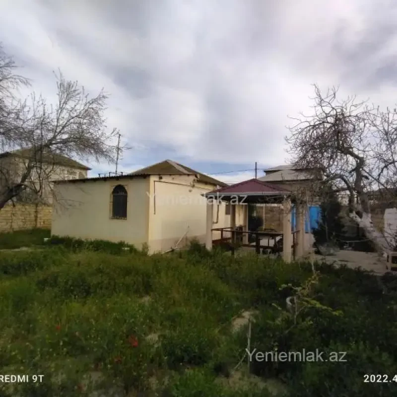 Satılır 3 otaqlı həyət evi 80 m²
