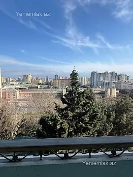 Satılır 4 otaqlı köhnə tikili 130 m² — Bakı, Yasamal 4 otaq 130.00 m²