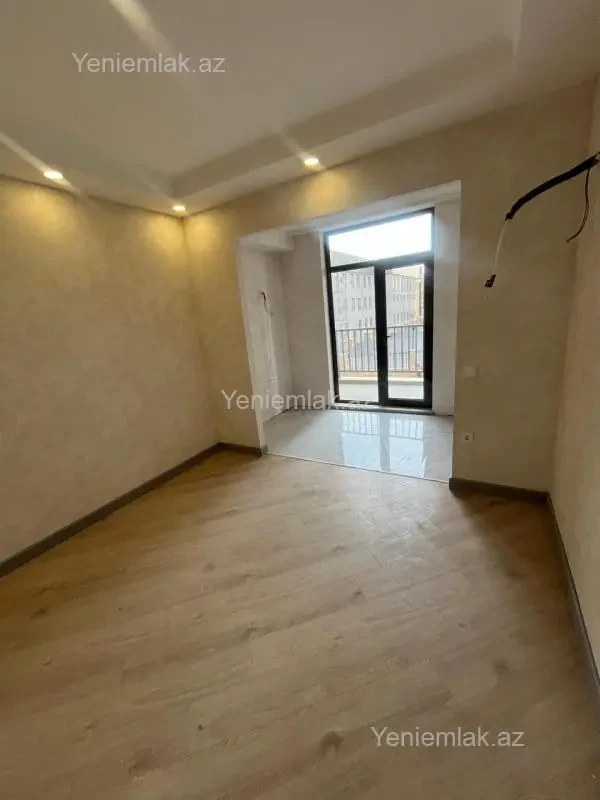 Satılır 2 otaqlı yeni tikili 61 m²