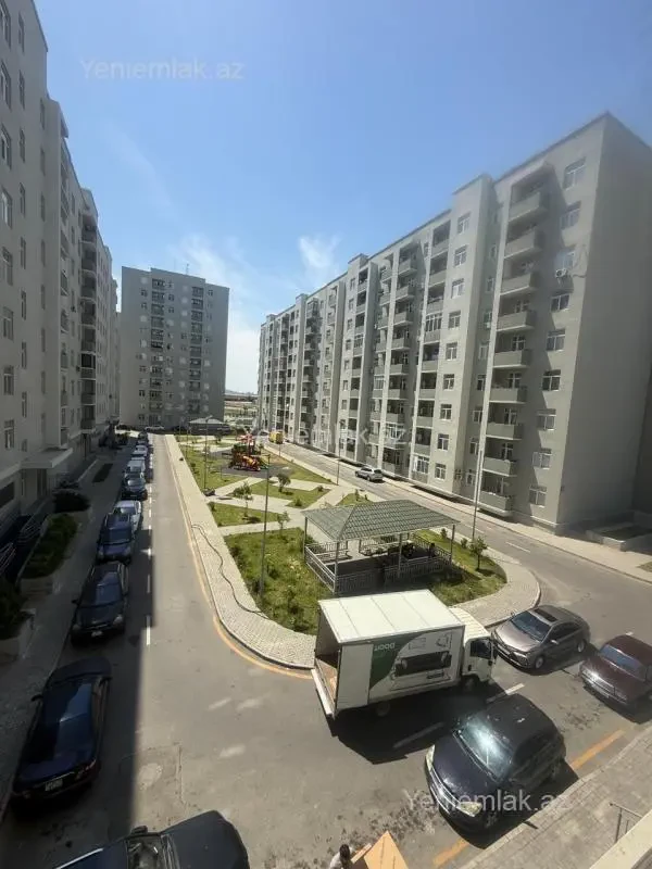Satılır 3 otaqlı yeni tikili 77 m²