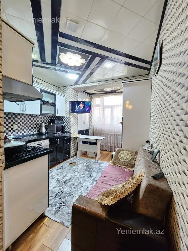 Satılır 4 otaqlı köhnə tikili 95 m²