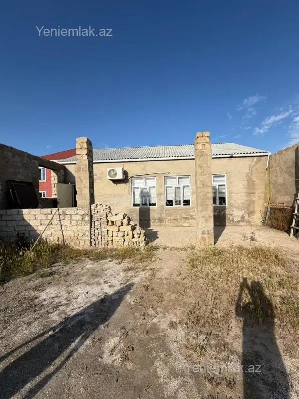 Satılır 3 otaqlı həyət evi 100 m²