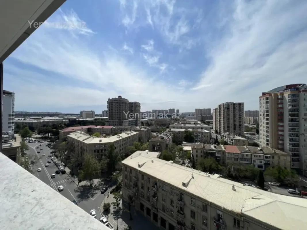 Satılır 3 otaqlı yeni tikili 150 m²
