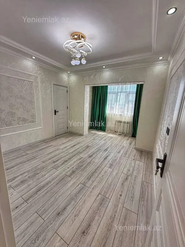 Satılır 2 otaqlı köhnə tikili 50 m²