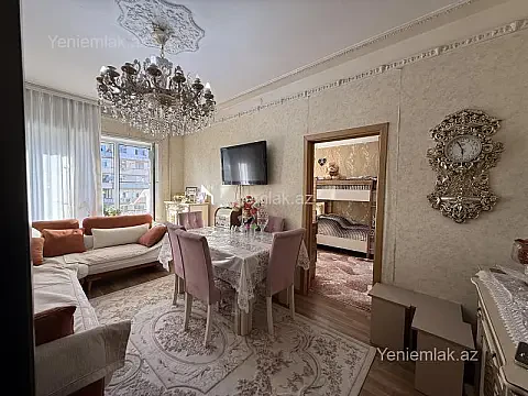 Satılır 5 otaqlı köhnə tikili 105 m² — Bakı, Xətai 5 otaq 105.00 m²