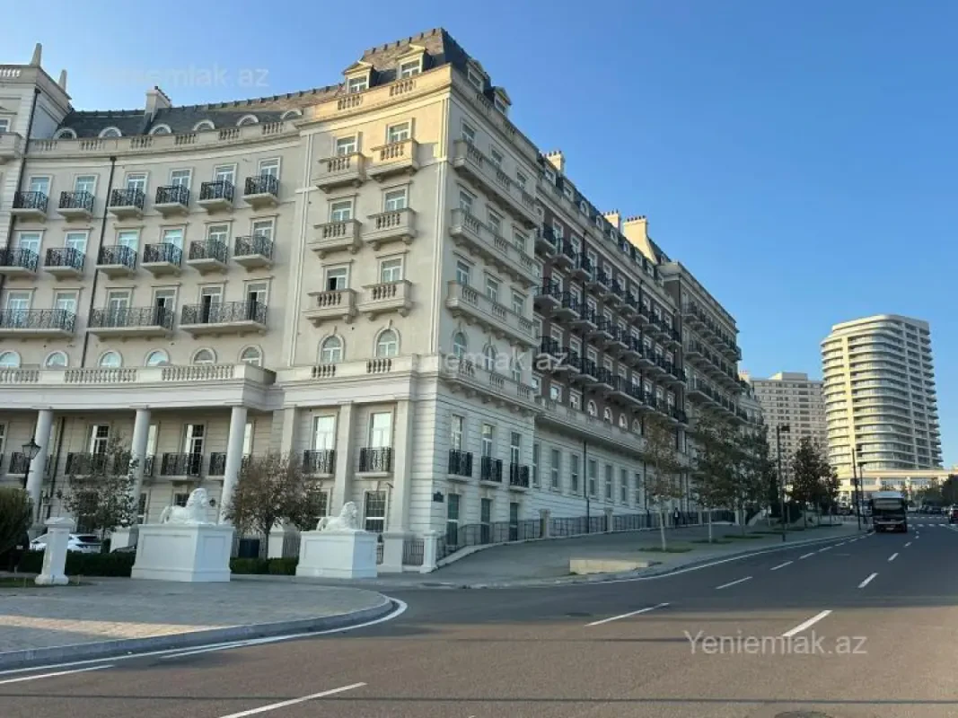 Satılır 3 otaqlı yeni tikili 145 m²