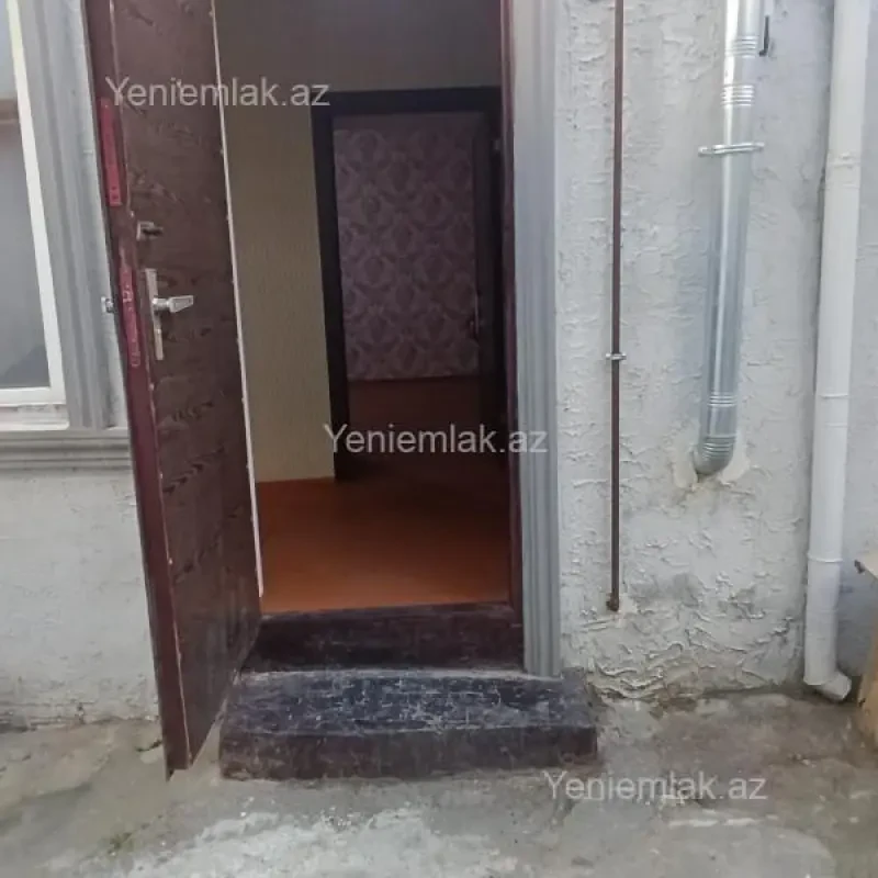 Satılır 2 otaqlı həyət evi 70 m²
