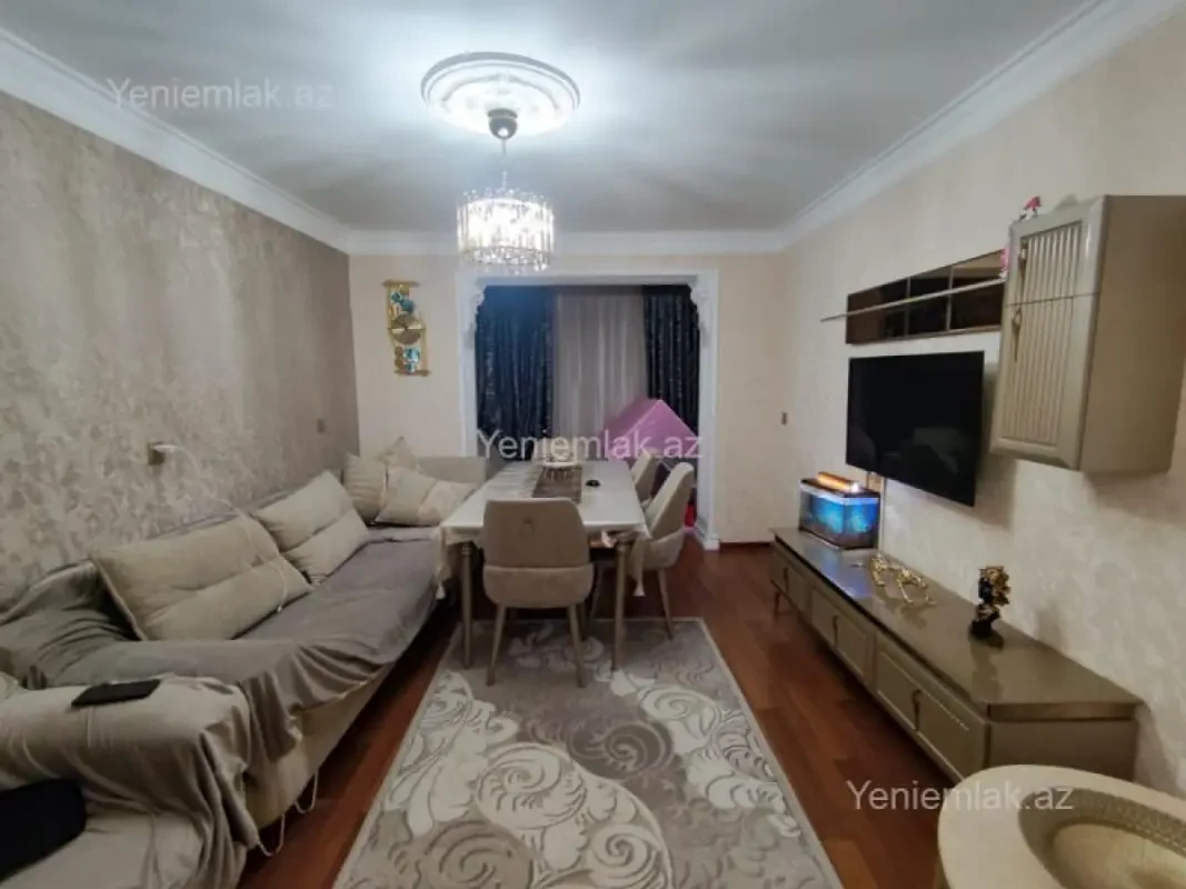 Satılır 3 otaqlı köhnə tikili 80 m²