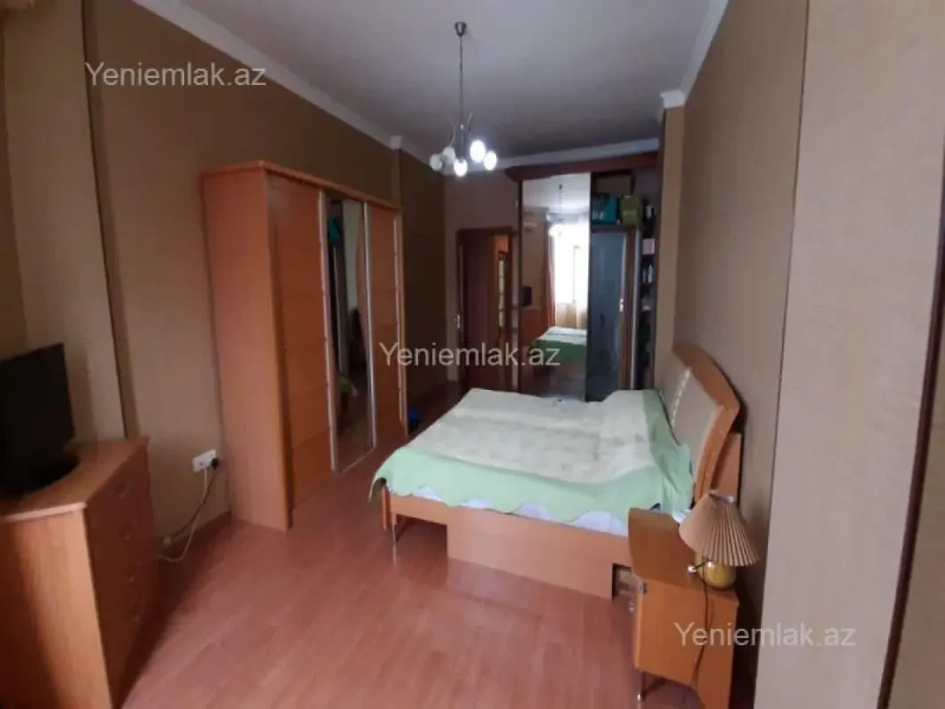 Satılır 4 otaqlı yeni tikili 197 m²