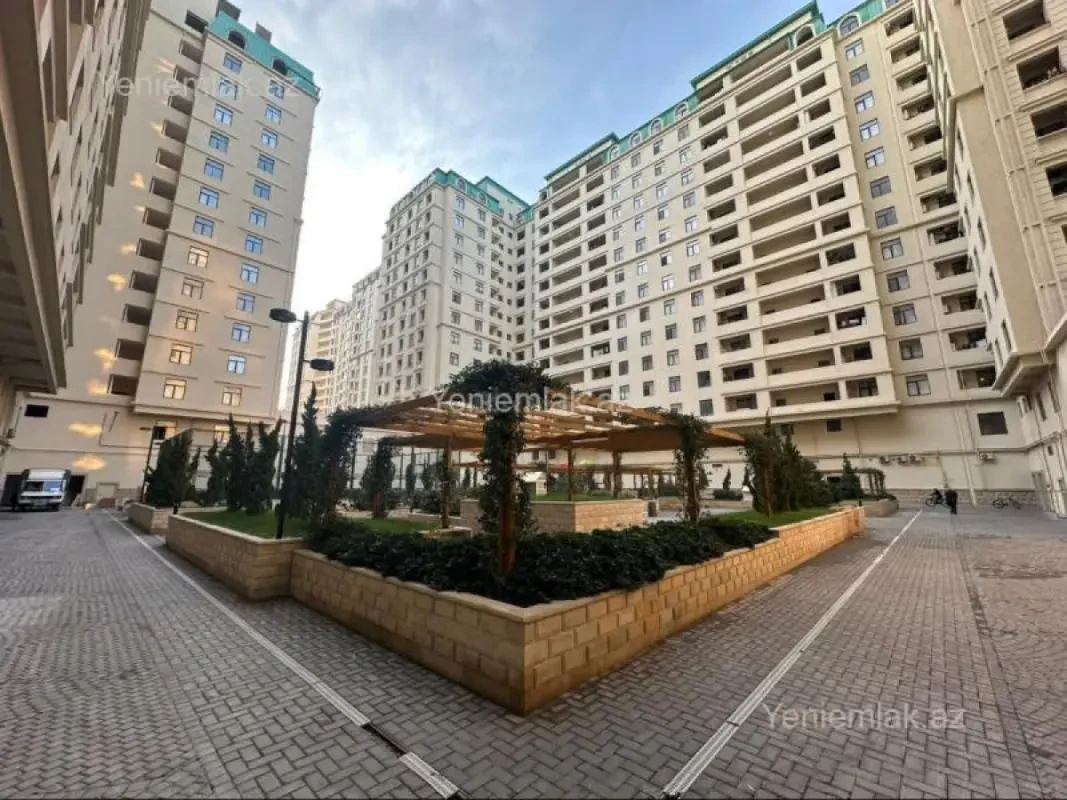 Satılır 2 otaqlı yeni tikili 83 m²
