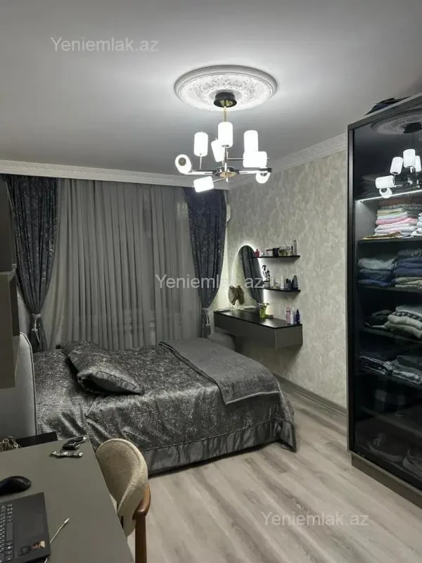 Satılır 3 otaqlı köhnə tikili 83 m²