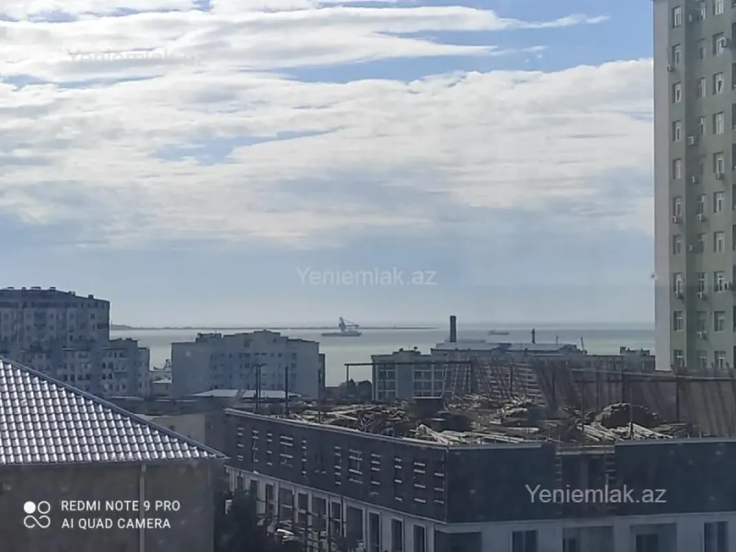 Satılır 3 otaqlı köhnə tikili 55 m²