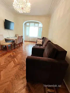 Satılır 3 otaqlı köhnə tikili 90 m² — Bakı, Binəqədi 3 otaq 90.00 m²