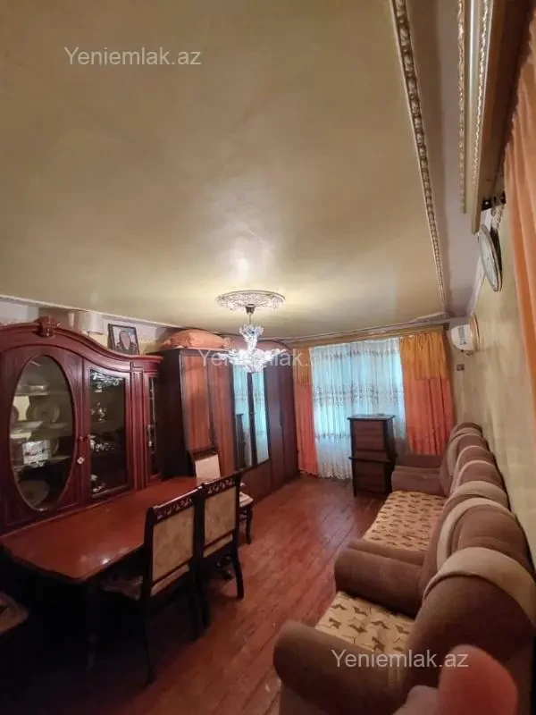 Satılır 2 otaqlı köhnə tikili 42 m²