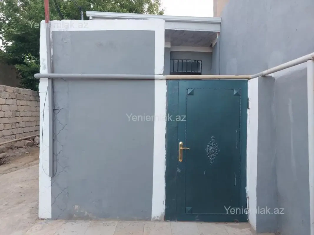 Satılır 3 otaqlı həyət evi 4 m²