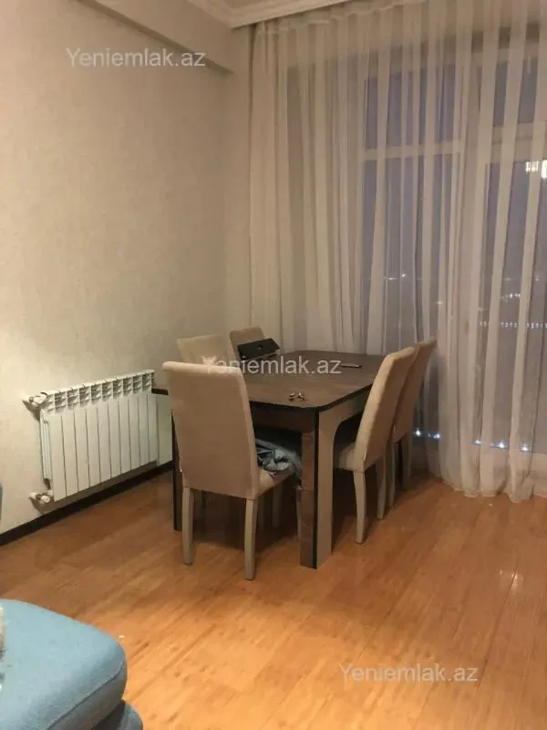 Satılır 1 otaqlı yeni tikili 42 m²