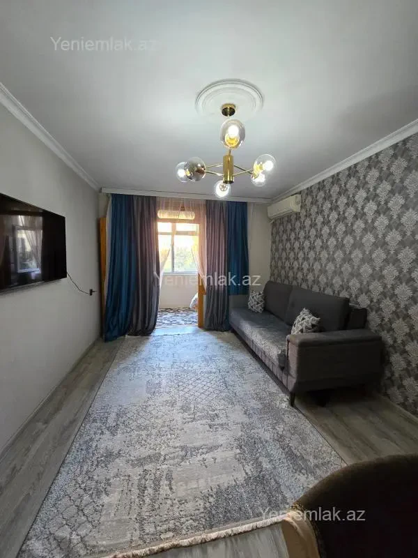 Satılır 2 otaqlı köhnə tikili 42 m²