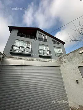 Satılır 13 otaqlı həyət evi 500 m² — Bakı, Səbail 13 otaq 500.00 m²