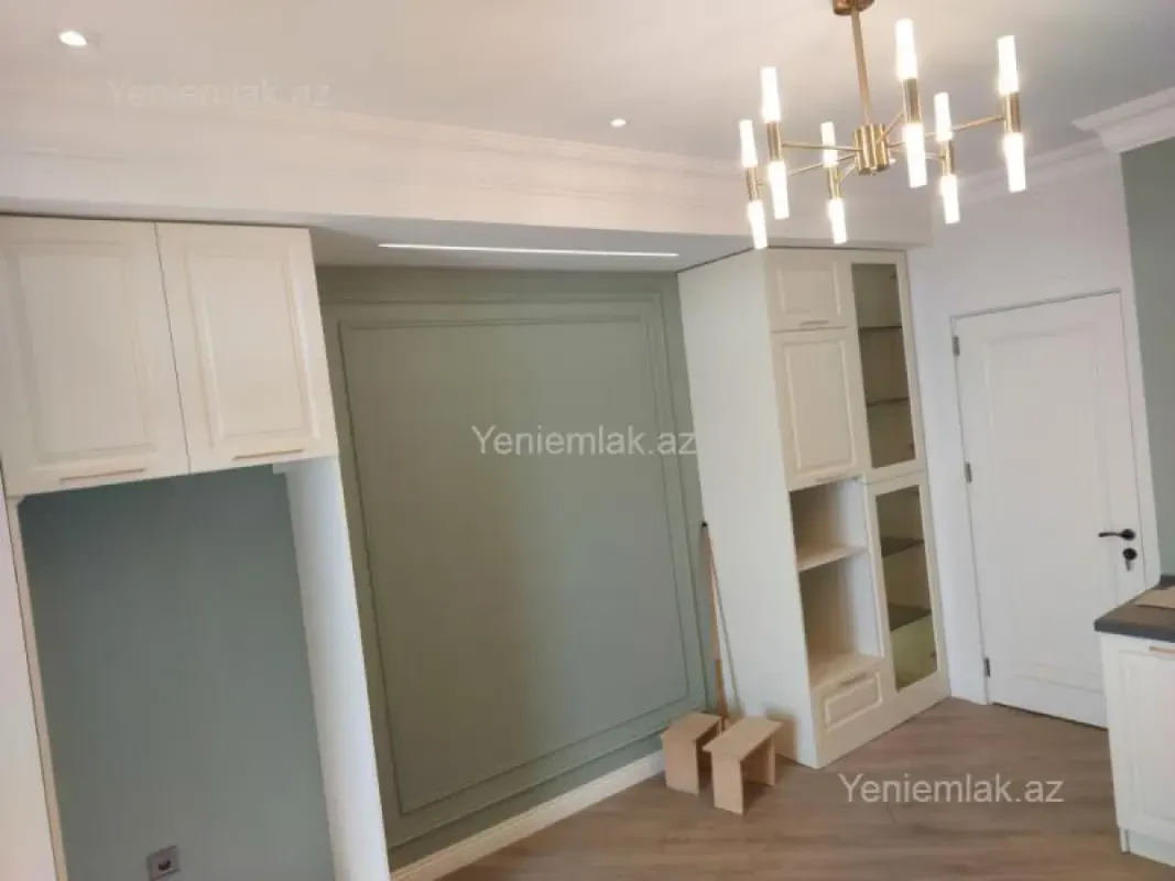 Satılır 4 otaqlı yeni tikili 128.75 m²